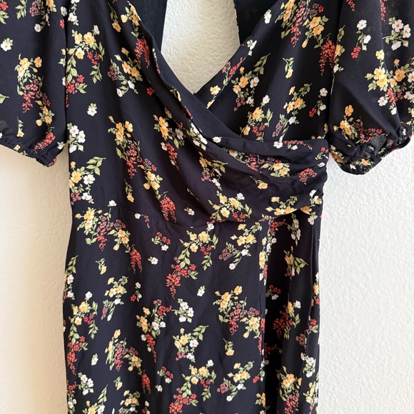Reformation Black Floral Midi Dress Size 8 - Picture 4 of 10